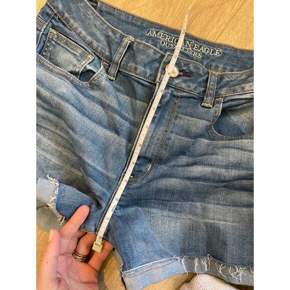 American Eagle denim shorts ⭐️ - Picture 6 of 7